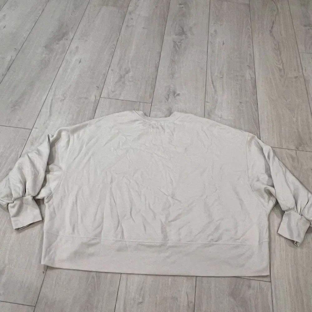 Impressions women’s crop sweater size 2X
